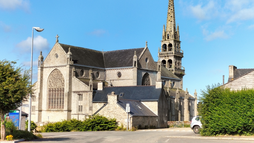 21 06 kerlouan église 1